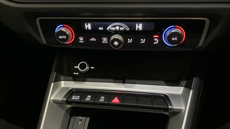 Audi Q3 35 TDI Quattro Sport 5dr Diesel Estate